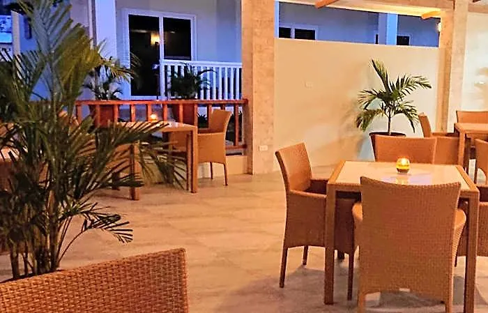 Cebu Seaview Dive Hotel 3*