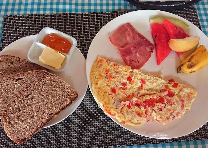 Cebu Seaview Dive Hotel Moalboal