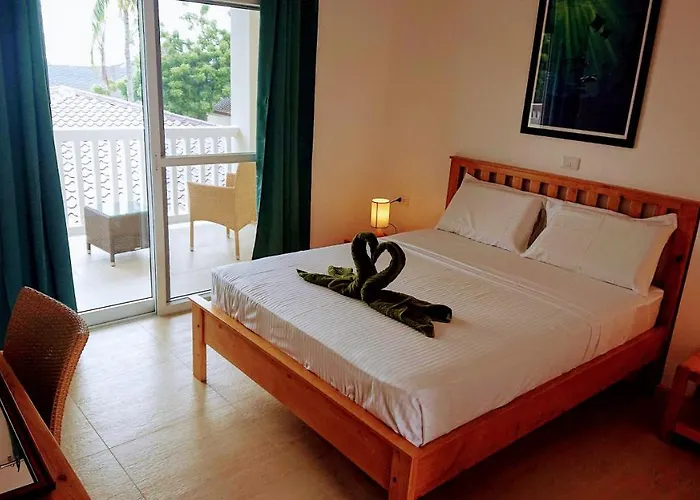 Cebu Seaview Dive Hotel Moalboal