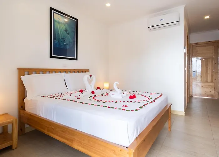Cebu Seaview Dive Hotel 3*